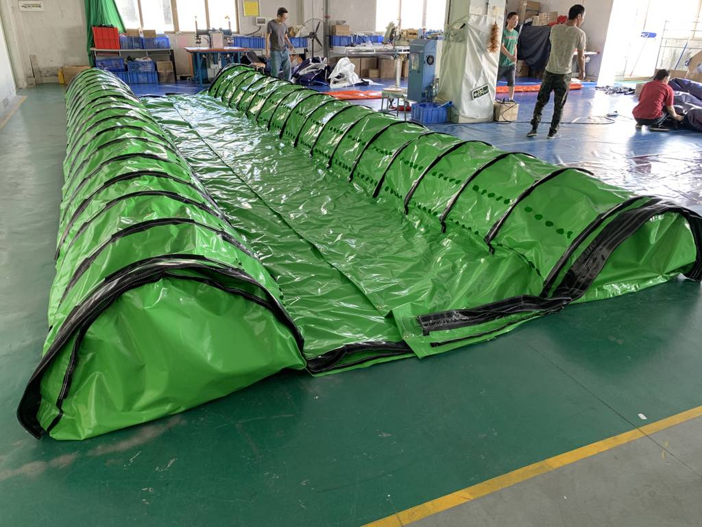 10mTube Barrier with Support Stands